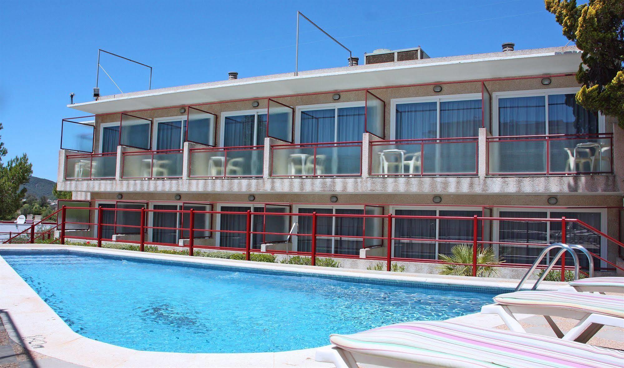 Hostal Molins Park مدينة إيبيزا المظهر الخارجي الصورة
