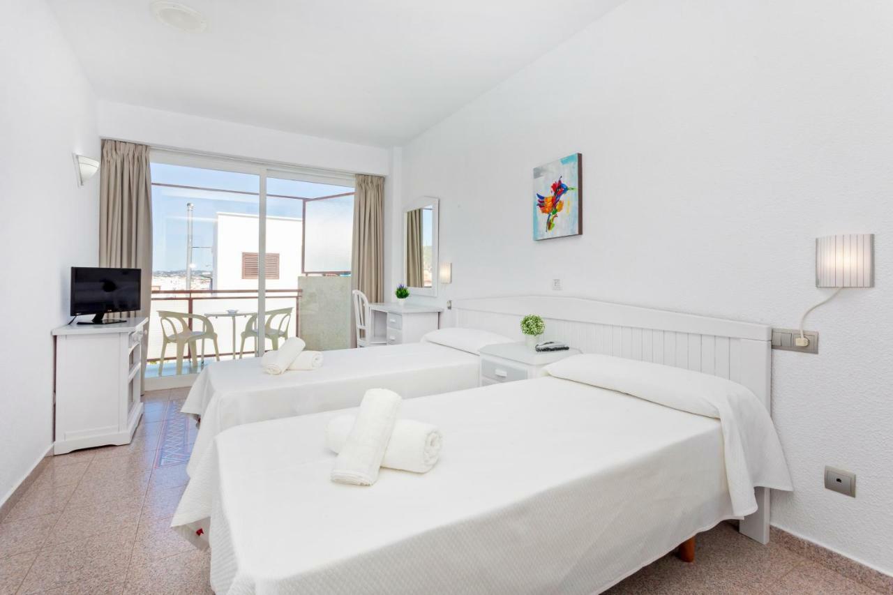 Hostal Molins Park مدينة إيبيزا المظهر الخارجي الصورة
