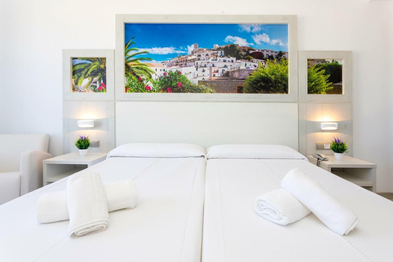 Hostal Molins Park مدينة إيبيزا المظهر الخارجي الصورة