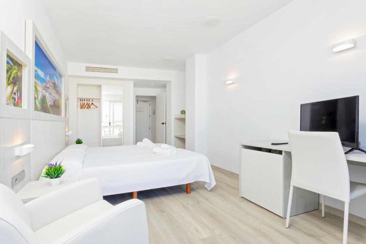 Hostal Molins Park مدينة إيبيزا المظهر الخارجي الصورة